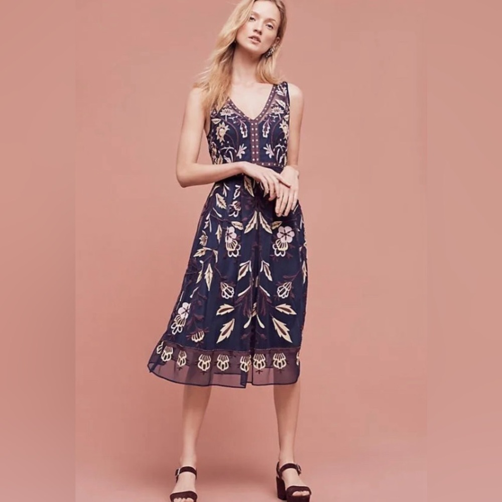 Beautiful embroidered Anthropologie dress size 4